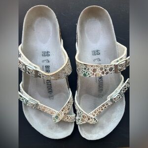 Birkenstock Mayari Spotted Metallic sandal